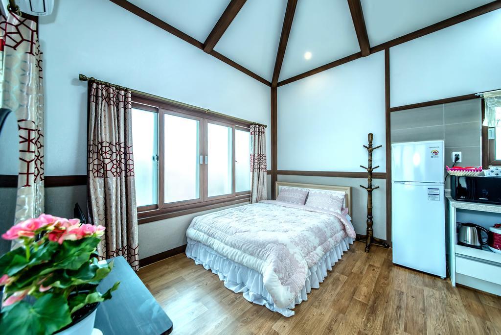 Jeju Myung House Villa Seogwipo Exteriör bild